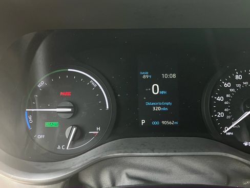Used 2021 Toyota Sienna LE FWD image 14
