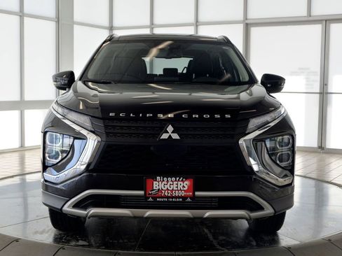 Used 2024 Mitsubishi Eclipse Cross SE image 3