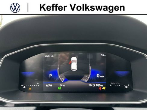 New 2026 Volkswagen Jetta SE FWD image 19