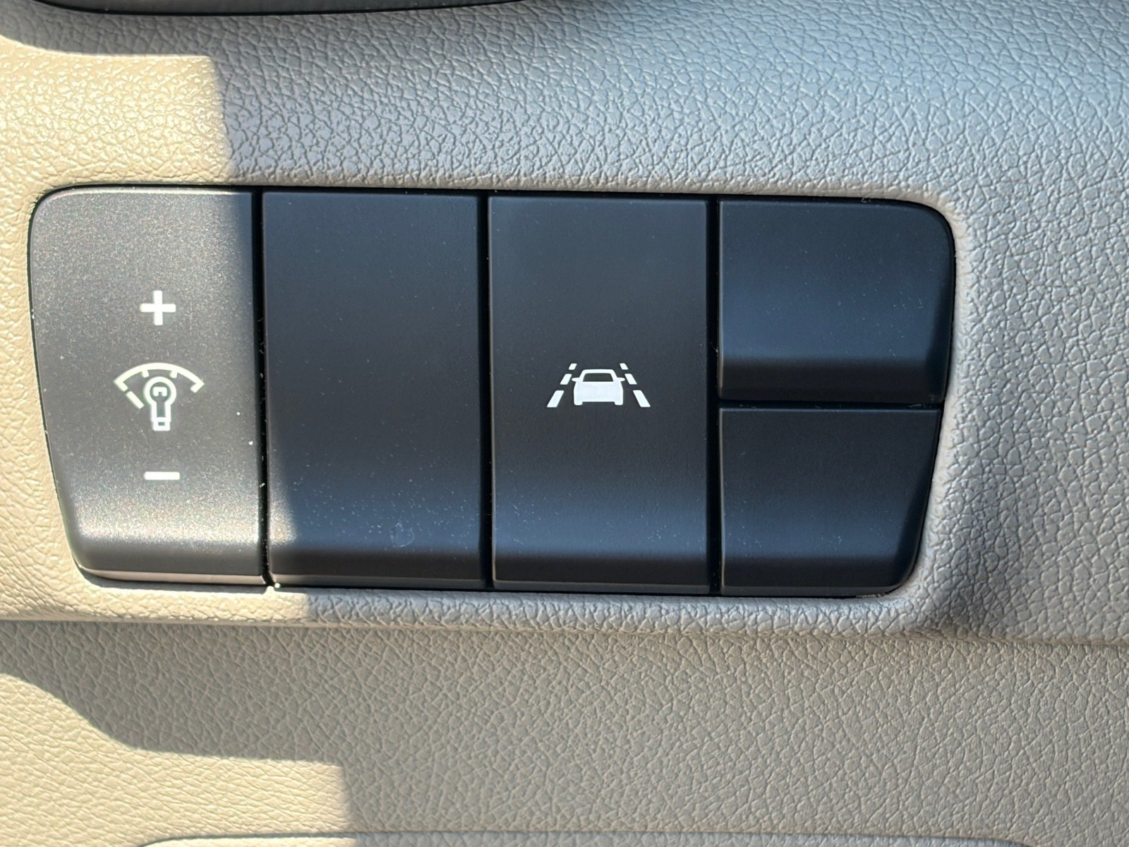 Used 2020 Kia Sportage LX AWD/4WD image 21