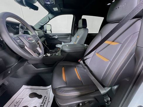 New 2026 GMC Sierra 3500 AT4 w/ AT4 Premium Plus Package AWD/4WD image 16