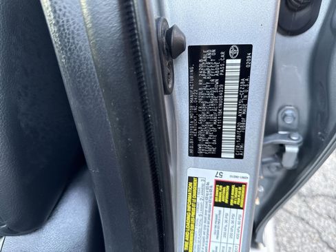 Used 2022 Toyota Camry SE w/ Cold Weather Package image 29