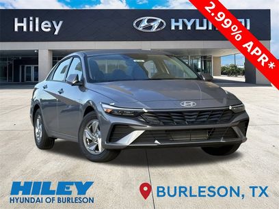 New 2025 Hyundai Elantra SE