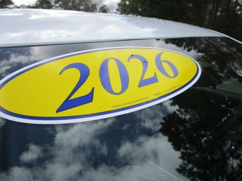 New 2026 Chevrolet Equinox LT w/ Convenience Package II FWD image 25