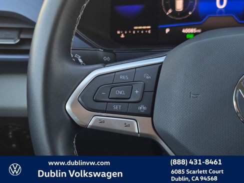 Certified 2022 Volkswagen Taos SE image 19