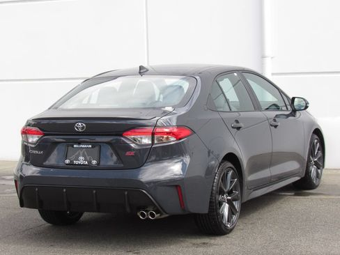 Certified 2025 Toyota Corolla SE FWD image 6