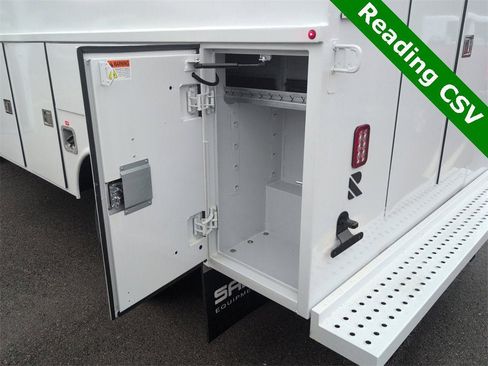 New 2025 Chevrolet Express 3500 image 19