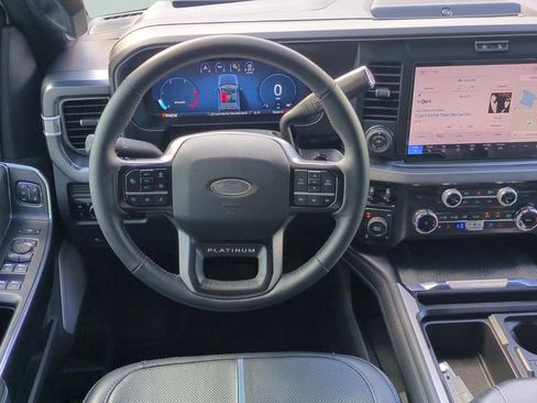Used 2025 Ford F250 Platinum image 14