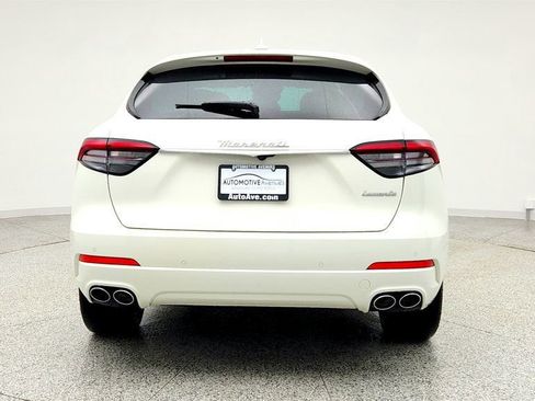 Used 2023 Maserati Levante GT image 6