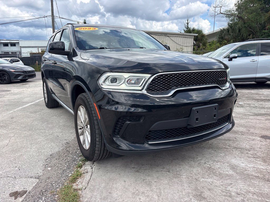 Used 2023 Dodge Durango SXT AWD/4WD image 1