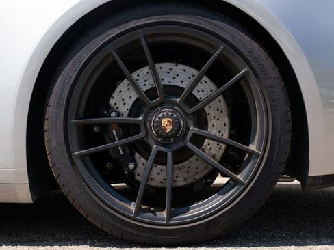 Certified 2024 Porsche 911 Targa 4 GTS AWD/4WD image 13
