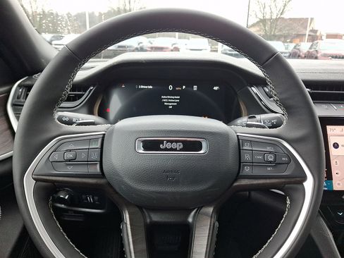 New 2026 Jeep Grand Cherokee Altitude AWD/4WD image 13