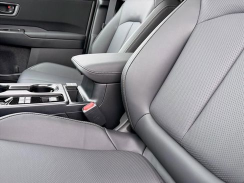New 2026 Subaru Outback Limited AWD/4WD image 18