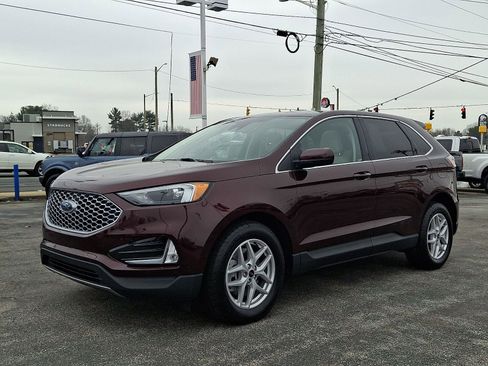Certified 2023 Ford Edge SEL w/ Convenience Package image 3