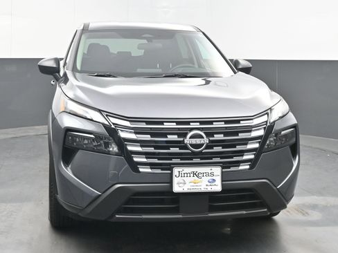 Certified 2025 Nissan Rogue S image 2