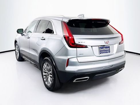Used 2025 Cadillac XT4 Premium Luxury AWD/4WD image 8