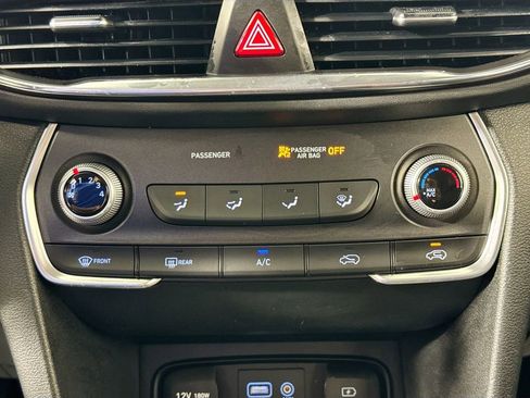 Used 2019 Hyundai Santa Fe SE FWD image 15