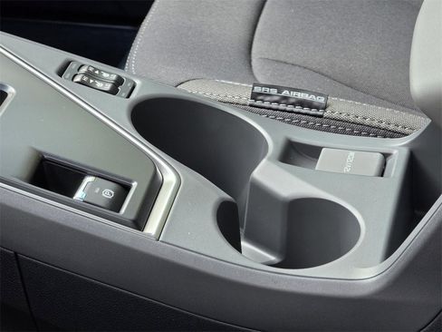 New 2025 Subaru Crosstrek 2.0i Premium image 25