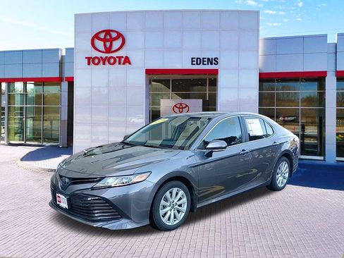 Certified 2020 Toyota Camry LE w/ Convenience Package image 13