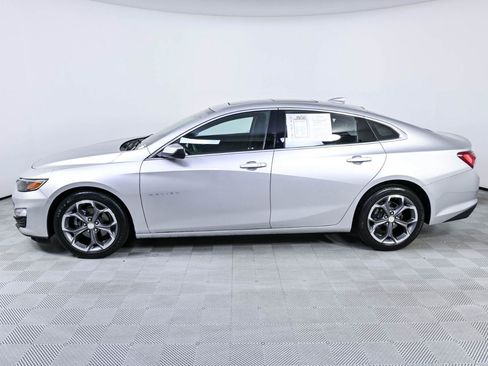 Used 2020 Chevrolet Malibu LT FWD image 2