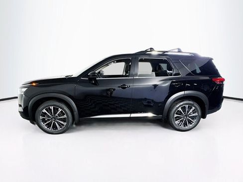 New 2026 Nissan Pathfinder Platinum w/ Cargo Package AWD/4WD image 8