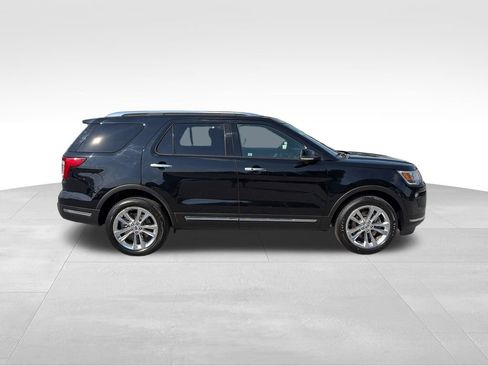 Used 2018 Ford Explorer Limited AWD/4WD image 7