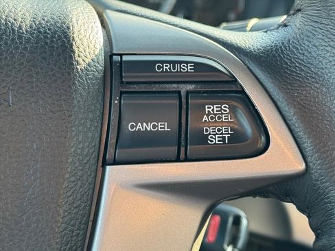 Used 2011 Honda Accord EX-L image 15