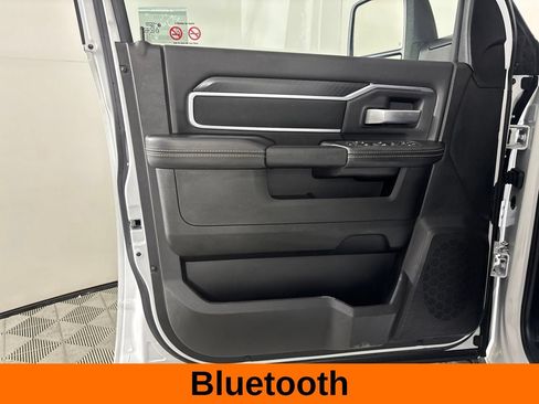 Used 2025 RAM 2500 Big Horn AWD/4WD image 9