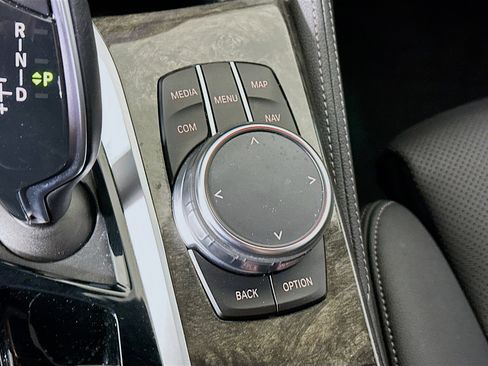 Used 2023 BMW 530i 530i w/ M Sport Package image 26