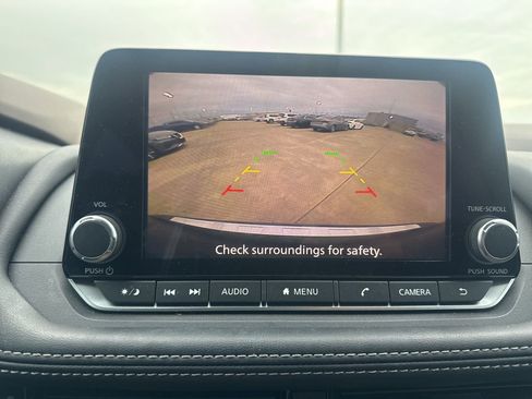 Certified 2022 Nissan Rogue SV image 39