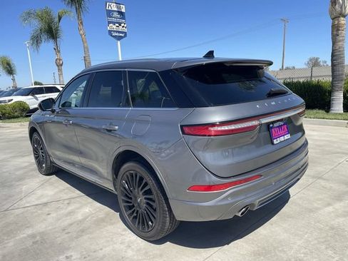 Used 2022 Lincoln Corsair Reserve w/ Luxury Package FWD image 6