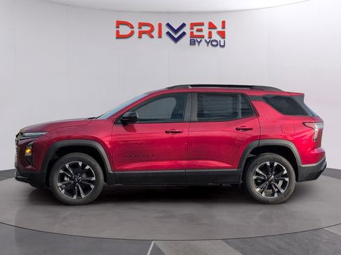 New 2026 Chevrolet Equinox RS image 2