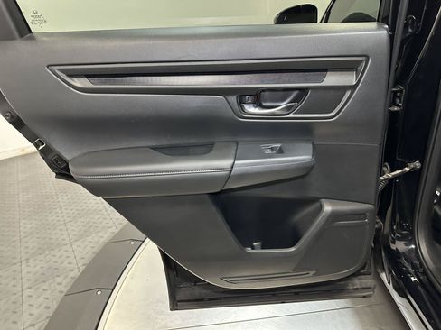 Certified 2025 Honda CR-V EX image 30