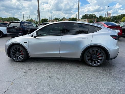 Used 2023 Tesla Model Y Performance AWD/4WD image 8