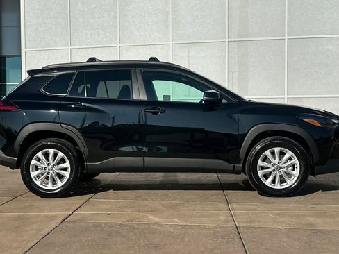 Certified 2026 Toyota Corolla Cross LE image 3