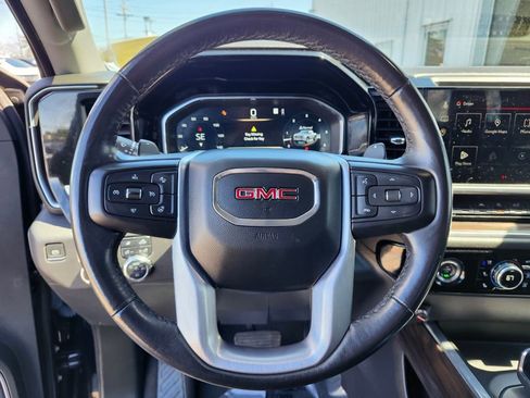 Used 2023 GMC Sierra 1500 SLT w/ SLT Premium Package AWD/4WD image 25