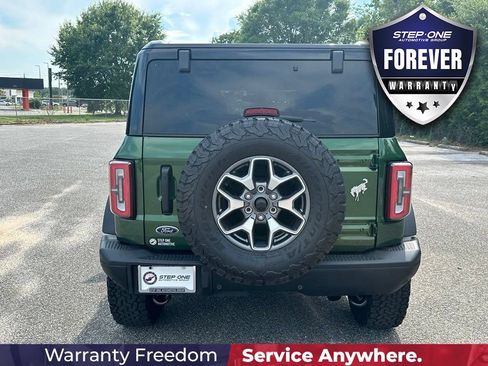 Used 2025 Ford Bronco Badlands AWD/4WD image 6