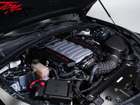 Used 2022 Chevrolet Camaro SS RWD image 40