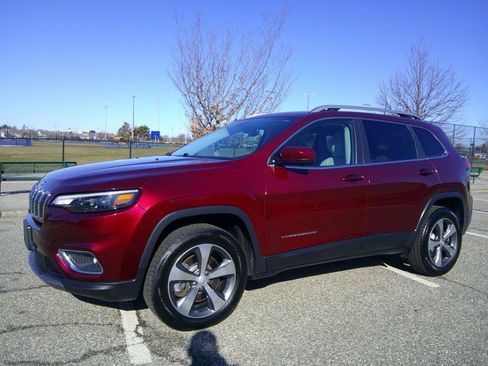 Used 2020 Jeep Cherokee Limited image 38