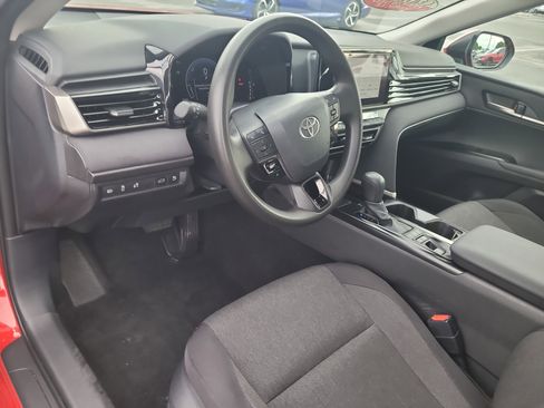 Certified 2025 Toyota Camry LE w/ Convenience Package FWD image 18