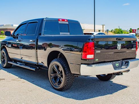 Used 2018 RAM 1500 Classic SLT AWD/4WD image 7