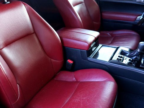 Used 2021 Lexus GX 460 Luxury w/ Sport Design Package image 13