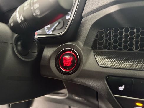 Used 2025 Honda CR-V EX image 18