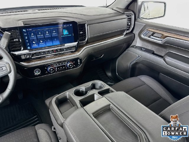 Used 2024 Chevrolet Silverado 1500 LT AWD/4WD image 24