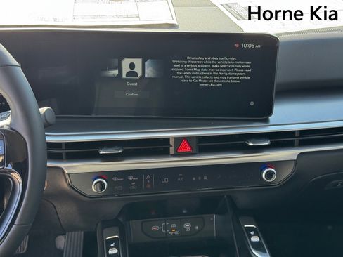 New 2026 Kia Sorento EX image 13