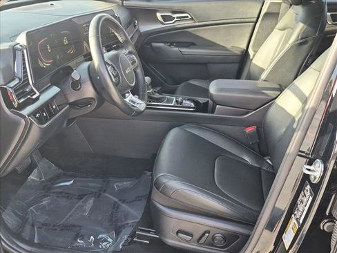 Used 2024 Kia Sportage EX FWD image 16