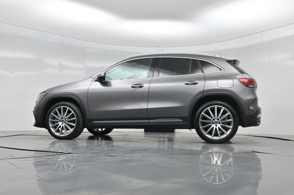 Used 2022 Mercedes-Benz GLA 250 4MATIC image 22