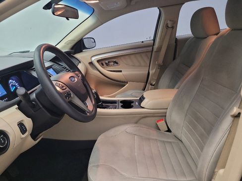 Used 2018 Ford Taurus SE FWD image 17