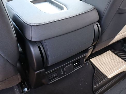 New 2026 Chevrolet Silverado 1500 LT image 38