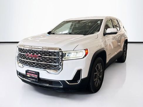 Used 2021 GMC Acadia SLE w/ LPO, Floor Liner Package image 1